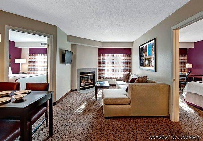 Residence Inn Boston Φόξμπορο Δωμάτιο φωτογραφία