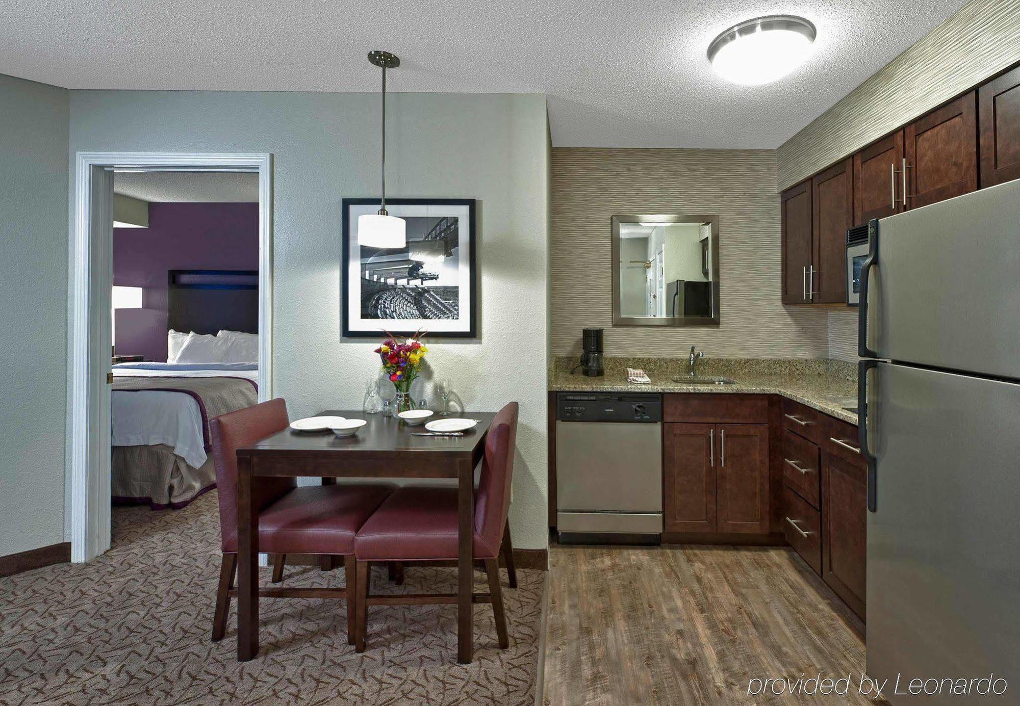 Residence Inn Boston Φόξμπορο Δωμάτιο φωτογραφία